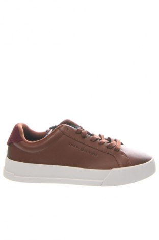 Férfi cipők
 Tommy Hilfiger, Méret 41, Szín Barna, Ár 58 089 Ft