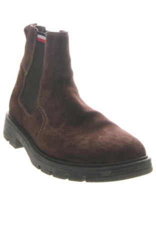 Férfi cipők
 Tommy Hilfiger, Méret 42, Szín Barna, Ár 44 669 Ft
