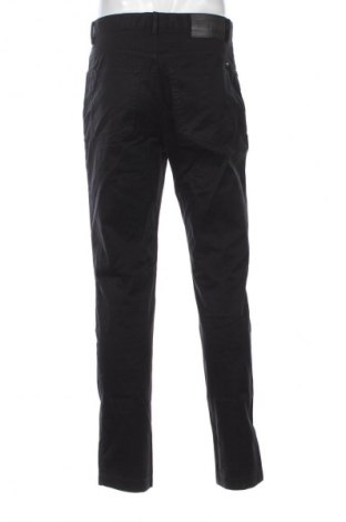 Pantaloni de bărbați Tommy Hilfiger, Mărime M, Culoare Negru, Preț 664,99 Lei