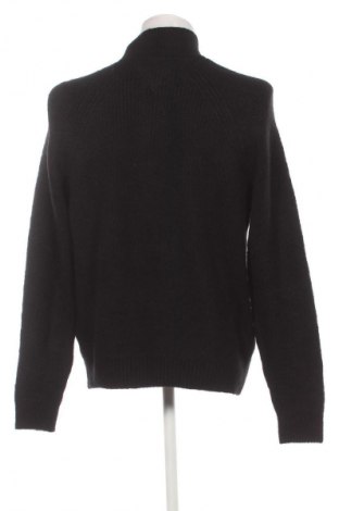 Мъжки пуловер Tommy Jeans, Размер S, Цвят Черен, Цена 75,99 лв.