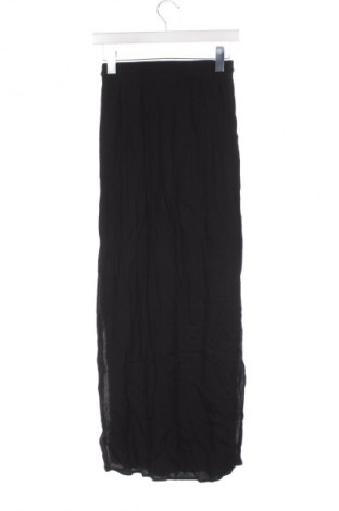 Sukně H&M, Velikost XS, Barva Černá, Cena  289,00 Kč