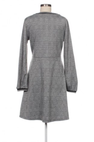 Rochie B.Young, Mărime L, Culoare Multicolor, Preț 122,45 Lei