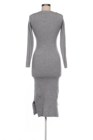 Kleid Bershka, Größe S, Farbe Grau, Preis 8,99 €