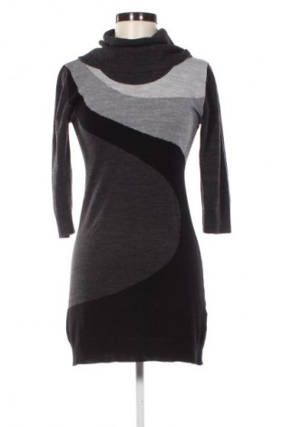 Rochie Gina, Mărime M, Culoare Multicolor, Preț 23,99 Lei