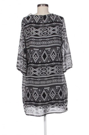 Rochie H&M, Mărime M, Culoare Multicolor, Preț 23,99 Lei