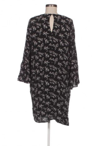 Šaty  H&M, Veľkosť M, Farba Viacfarebná, Cena  4,95 €