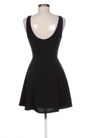 Šaty  H&M Divided, Velikost S, Barva Černá, Cena  329,00 Kč
