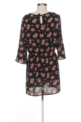 Šaty  H&M Divided, Veľkosť M, Farba Viacfarebná, Cena  5,95 €