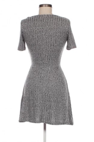 Kleid H&M Divided, Größe S, Farbe Grau, Preis € 20,99