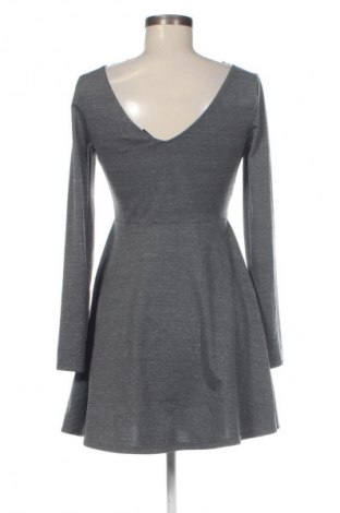 Sukienka H&M Divided, Rozmiar M, Kolor Szary, Cena 24,99 zł