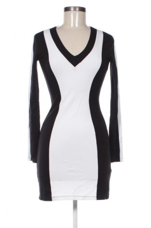 Šaty  H&M Divided, Veľkosť S, Farba Viacfarebná, Cena  4,95 €