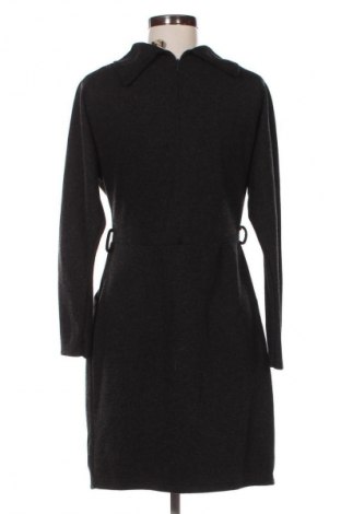 Rochie Linea Donatella, Mărime M, Culoare Gri, Preț 122,45 Lei
