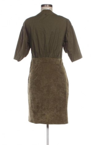 Kleid Numph, Größe S, Farbe Grün, Preis € 12,99