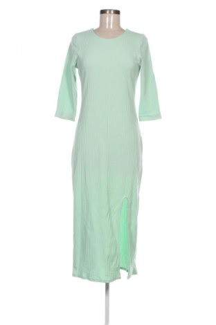Kleid Reserved, Größe L, Farbe Grün, Preis 15,22 €