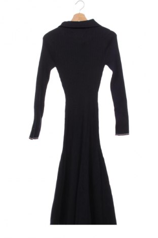 Рокля Tommy Hilfiger, Размер XXS, Цвят Син, Цена 189,99 лв.