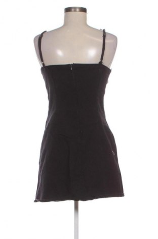 Ruha Unbranded, Méret M, Szín Fekete, Ár 8 958 Ft