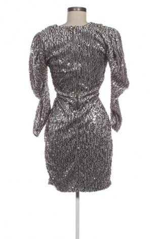 Ruha Unbranded, Méret M, Szín Ezüstös, Ár 9 060 Ft