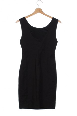 Sukienka Zara Trafaluc, Rozmiar M, Kolor Czarny, Cena 93,99 zł