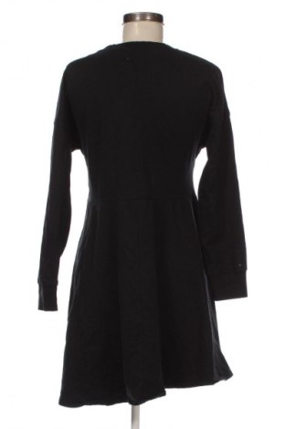 Sukienka Zara Trafaluc, Rozmiar S, Kolor Czarny, Cena 39,99 zł