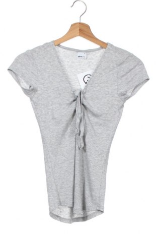 Γυναικεία μπλούζα Gina Tricot, Μέγεθος XS, Χρώμα Γκρί, Τιμή 4,02 €