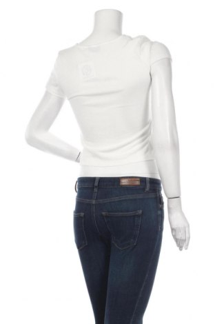 Дамска блуза Hollister, Размер M, Цвят Бял, Цена 35,40 лв.