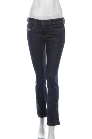 Damskie jeansy Diesel, Rozmiar M, Kolor Niebieski, 98% bawełna, 2% elastyna, Cena 189,99 zł