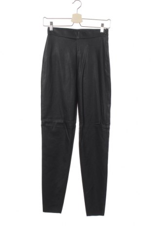 Γυναικείο παντελόνι δερμάτινο Vero Moda, Μέγεθος XS, Χρώμα Μαύρο, Δερματίνη, Τιμή 12,22 €