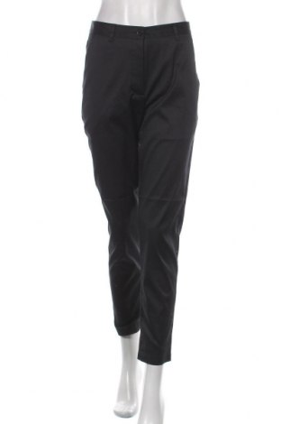 Дамски панталон Aigle, Размер M, Цвят Черен, 73% памук, 24% полиестер, 3% еластан, Цена 52,67 лв.