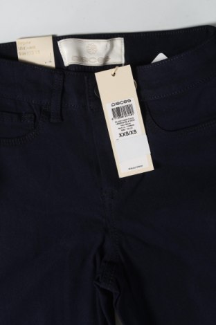Γυναικείο παντελόνι Pieces, Μέγεθος XXS, Χρώμα Μπλέ, 65% βισκόζη, 30% πολυεστέρας, 5% ελαστάνη, Τιμή 14,02 €