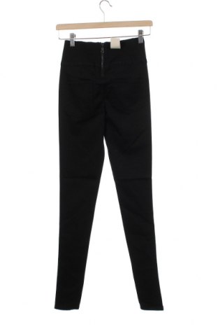Дамски панталон Pieces, Размер XXS, Цвят Черен, Цена 23,80 лв.