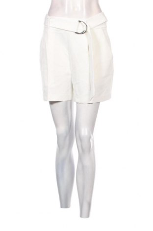 Дамски къс панталон Guess, Размер M, Цвят Бял, Цена 40,80 лв.