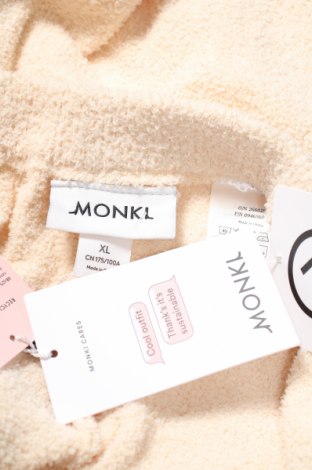 Пижама Monki, Размер XL, Цвят Бежов, Цена 12,09 лв.
