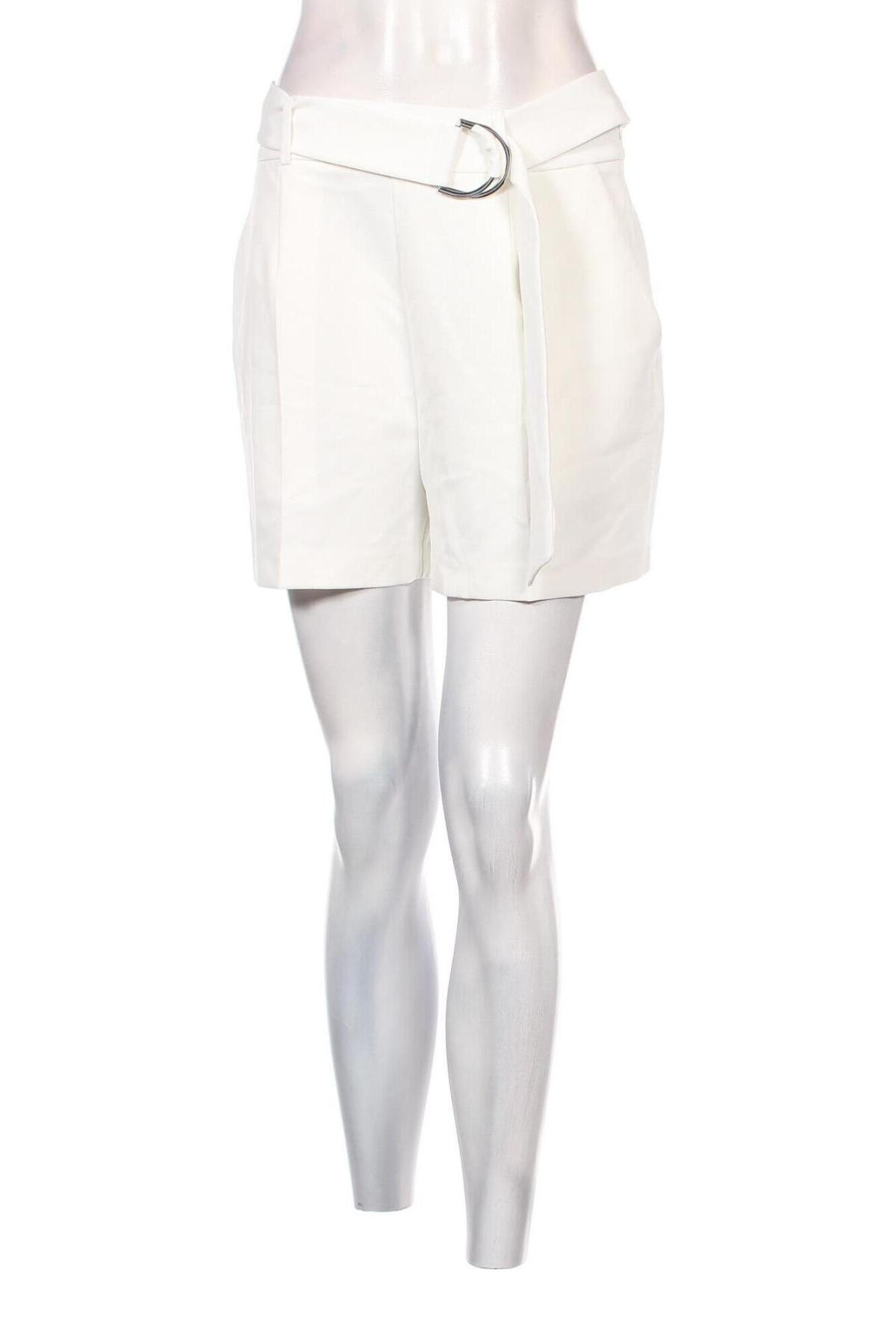 Дамски къс панталон Guess, Размер M, Цвят Бял, Цена 136,00 лв.