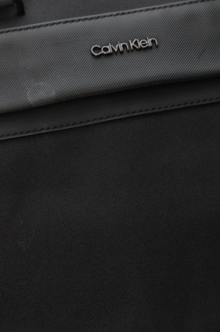 Чанта за лаптоп Calvin Klein, Цвят Черен, Цена 87,30 лв.