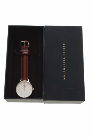 Часовник Daniel Wellington, Цвят Кафяв, Цена 251,99 лв.