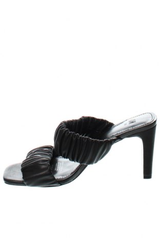 Papuci H&M, Mărime 36, Culoare Negru, Preț 78,26 Lei