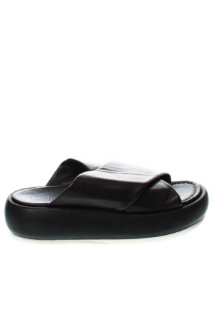 Papuci Heine, Mărime 39, Culoare Negru, Preț 150,99 Lei