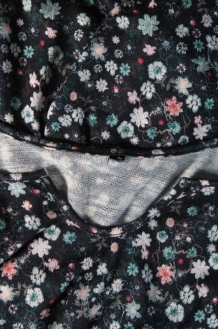 Дамска блуза, Размер L, Цвят Многоцветен, Цена 19,00 лв.