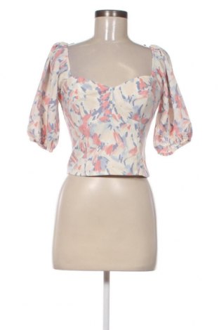 Дамска блуза Abercrombie & Fitch, Размер XS, Цвят Многоцветен, Цена 35,70 лв.