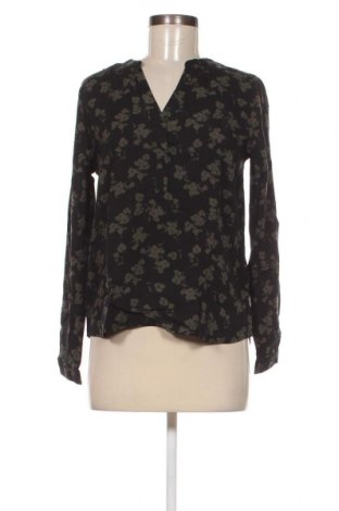 Дамска блуза B.Young, Размер XS, Цвят Черен, Цена 11,34 лв.