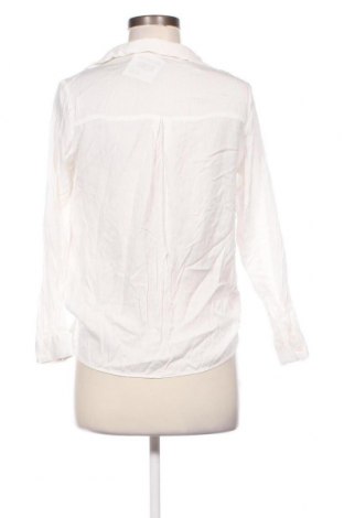 Дамска блуза Bershka, Размер S, Цвят Бял, Цена 19,00 лв.