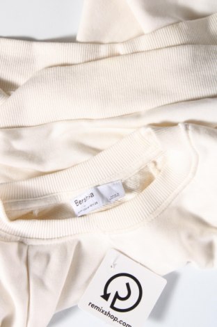 Дамска блуза Bershka, Размер M, Цвят Бял, Цена 10,26 лв.