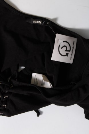 Γυναικεία μπλούζα Bik Bok, Μέγεθος XS, Χρώμα Μαύρο, Τιμή 9,72 €