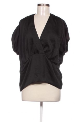 Дамска блуза By Malene Birger, Размер S, Цвят Черен, Цена 186,60 лв.