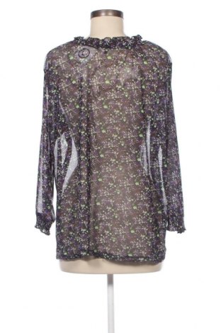 Дамска блуза Carla, Размер 3XL, Цвят Многоцветен, Цена 4,35 лв.