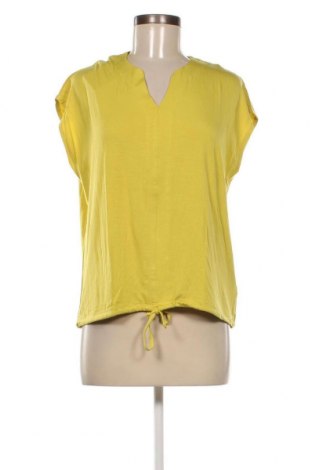 Дамска блуза Christian Berg, Размер S, Цвят Жълт, Цена 7,02 лв.
