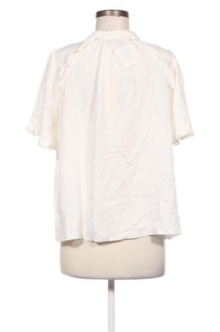 Damen Shirt Cream, Größe M, Farbe Weiß, Preis € 20,16
