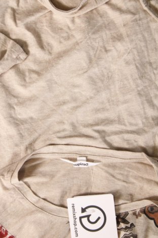 Γυναικεία μπλούζα Desigual, Μέγεθος S, Χρώμα Πολύχρωμο, Τιμή 15,22 €
