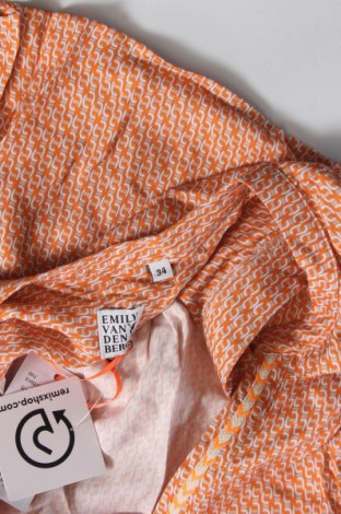 Damen Shirt Emily Van den Bergh, Größe XS, Farbe Orange, Preis 23,20 €