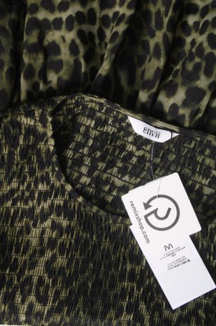 Дамска блуза Envii, Размер M, Цвят Зелен, Цена 14,40 лв.